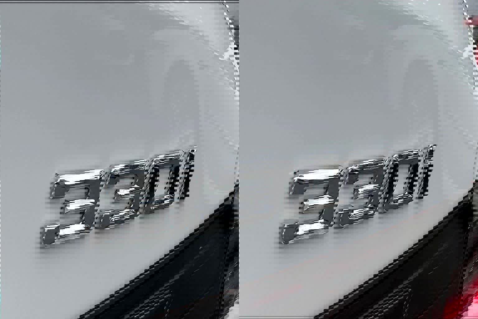 Used 2025 BMW 330i Sedan image 9