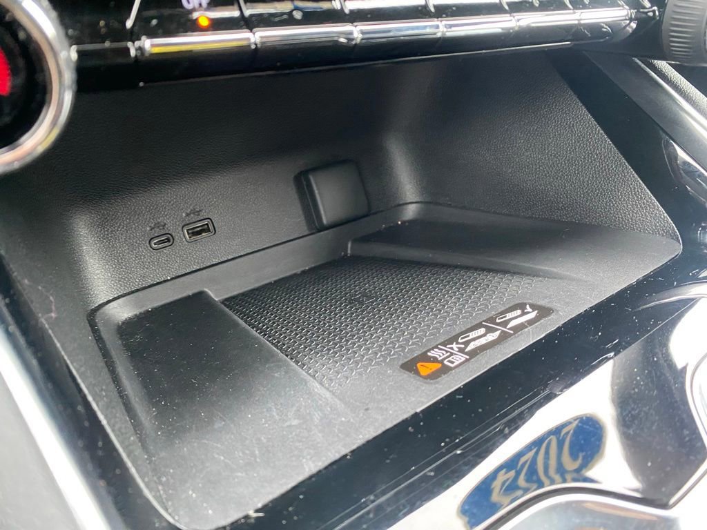 Used 2024 Chevrolet Traverse Z71 image 23