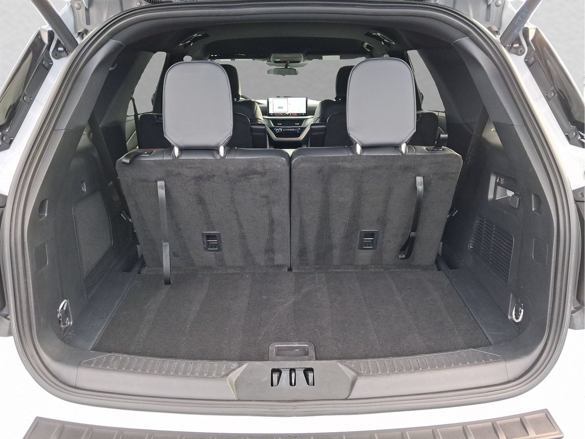 Certified 2026 Ford Explorer ST-Line AWD/4WD image 12
