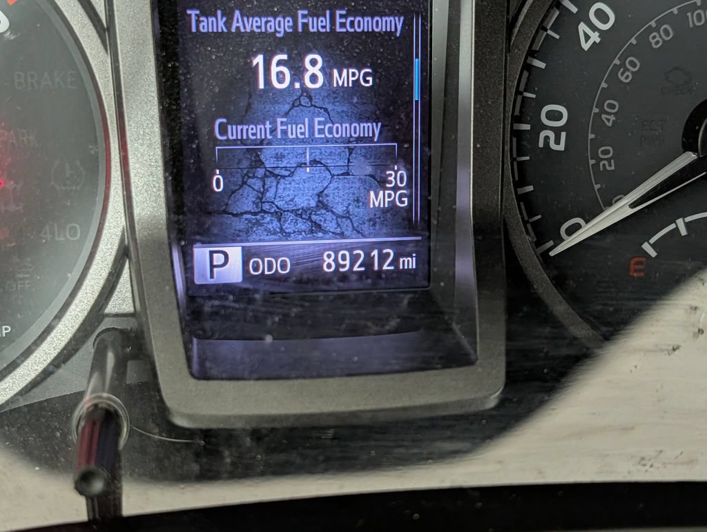 Used 2020 Toyota Tacoma TRD Off-Road w/ Technology Package RWD image 20