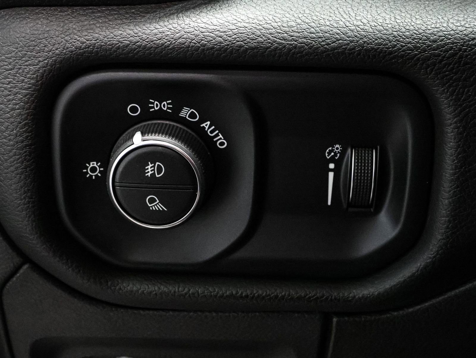 Used 2023 RAM 1500 Big Horn image 30