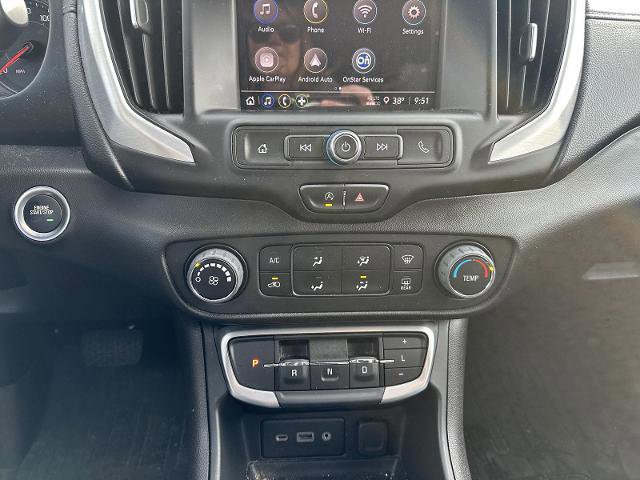 Used 2024 GMC Terrain SLE w/ Elevation Edition image 26