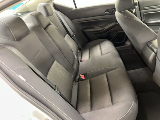 Used 2024 Nissan Altima 2.5 SV image 7