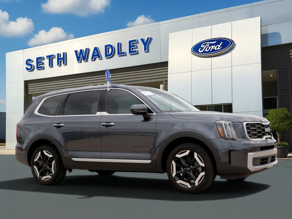 Used 2023 Kia Telluride S w/ S Sunroof Package image 7