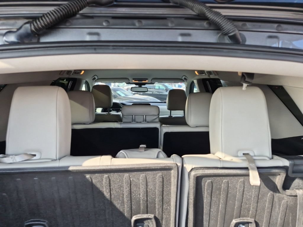 Used 2022 Nissan Pathfinder SL w/ Lighting Package (N92) AWD/4WD image 18