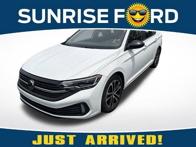 Used 2022 Volkswagen Jetta Sport FWD image 1
