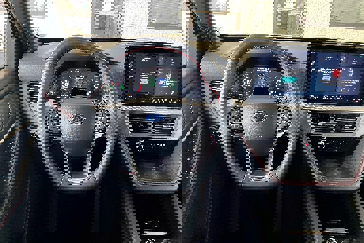 Certified 2025 Ford Explorer ST-Line w/ ST-Line Street Pack image 7