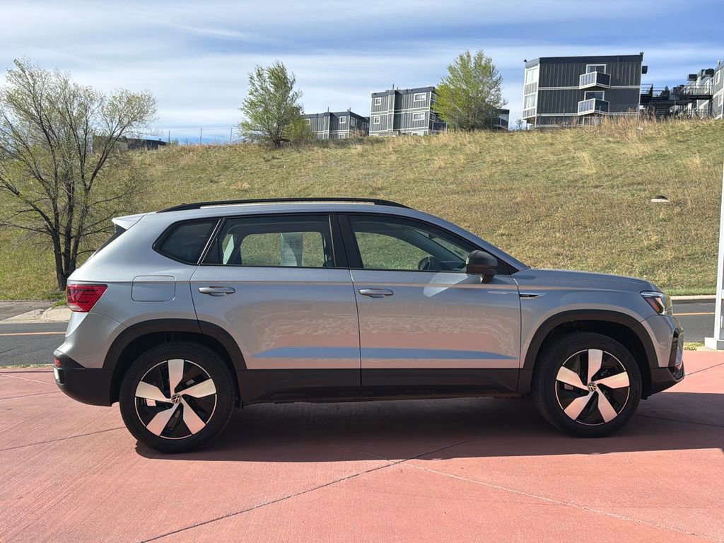 Used 2024 Volkswagen Taos S AWD/4WD image 6