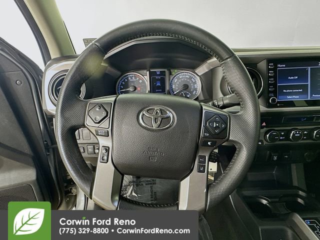 Used 2021 Toyota Tacoma SR5 AWD/4WD image 11