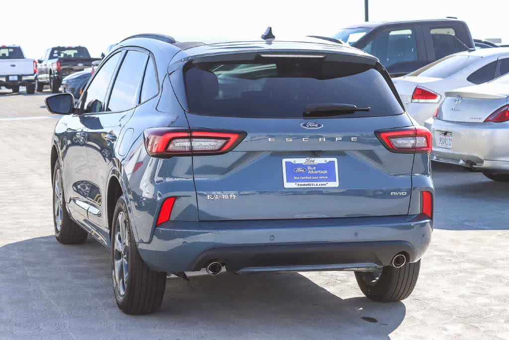 Certified 2023 Ford Escape ST-Line Select w/ Tech Pack #2 AWD/4WD image 6