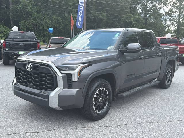 Used 2022 Toyota Tundra SR5 RWD image 3