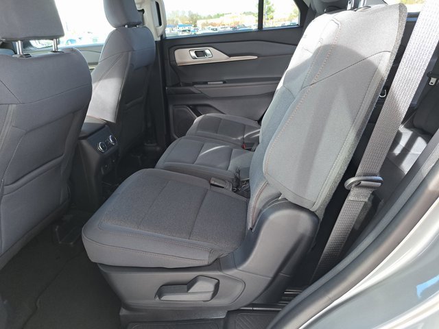 Certified 2025 Ford Explorer Active image 23