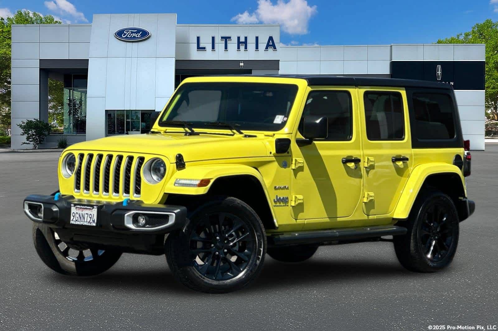 Used 2023 Jeep Wrangler Unlimited Sahara w/ Cold Weather Group