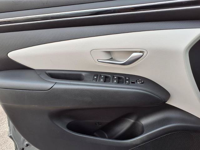 Used 2024 Hyundai Tucson SE FWD image 17