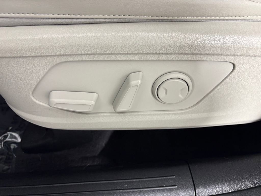 Used 2023 Kia Sorento S w/ Panoramic Sunroof Package image 14