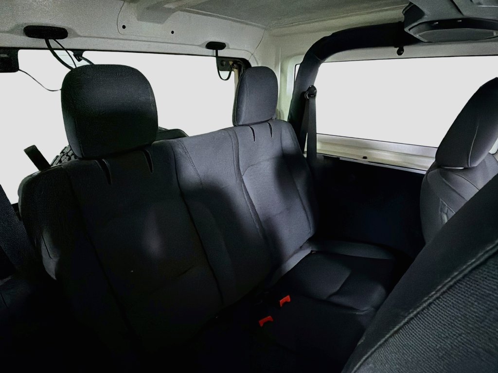 Used 2018 Jeep Wrangler Sport AWD/4WD image 26