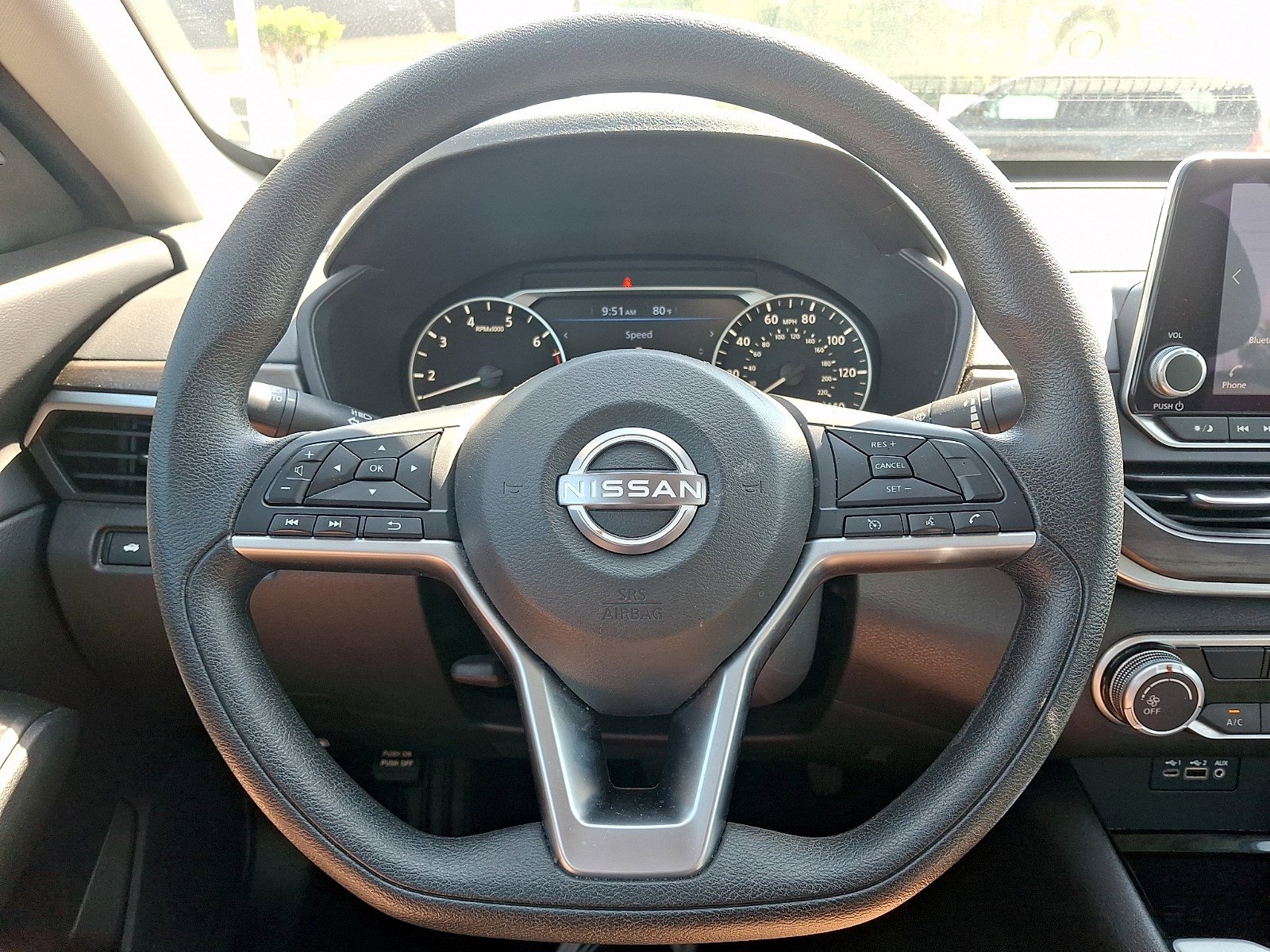 Used 2024 Nissan Altima 2.5 SV FWD image 18