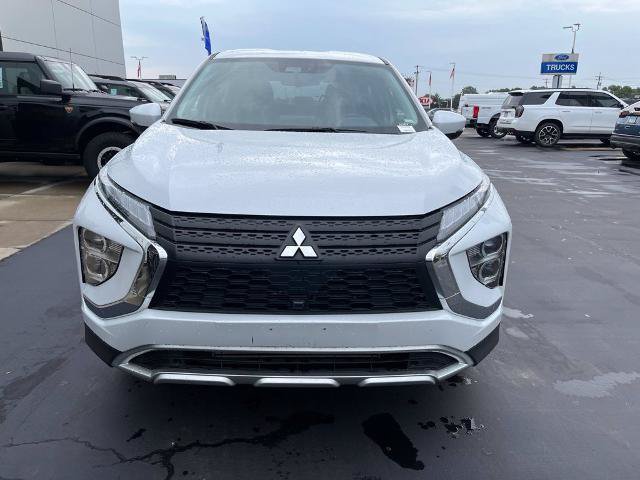 Used 2024 Mitsubishi Eclipse Cross SE AWD/4WD image 2