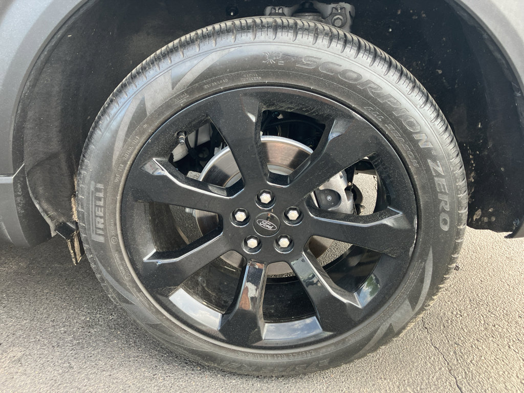 Certified 2023 Ford Explorer ST-Line w/ Class IV Trailer Tow Package AWD/4WD image 12