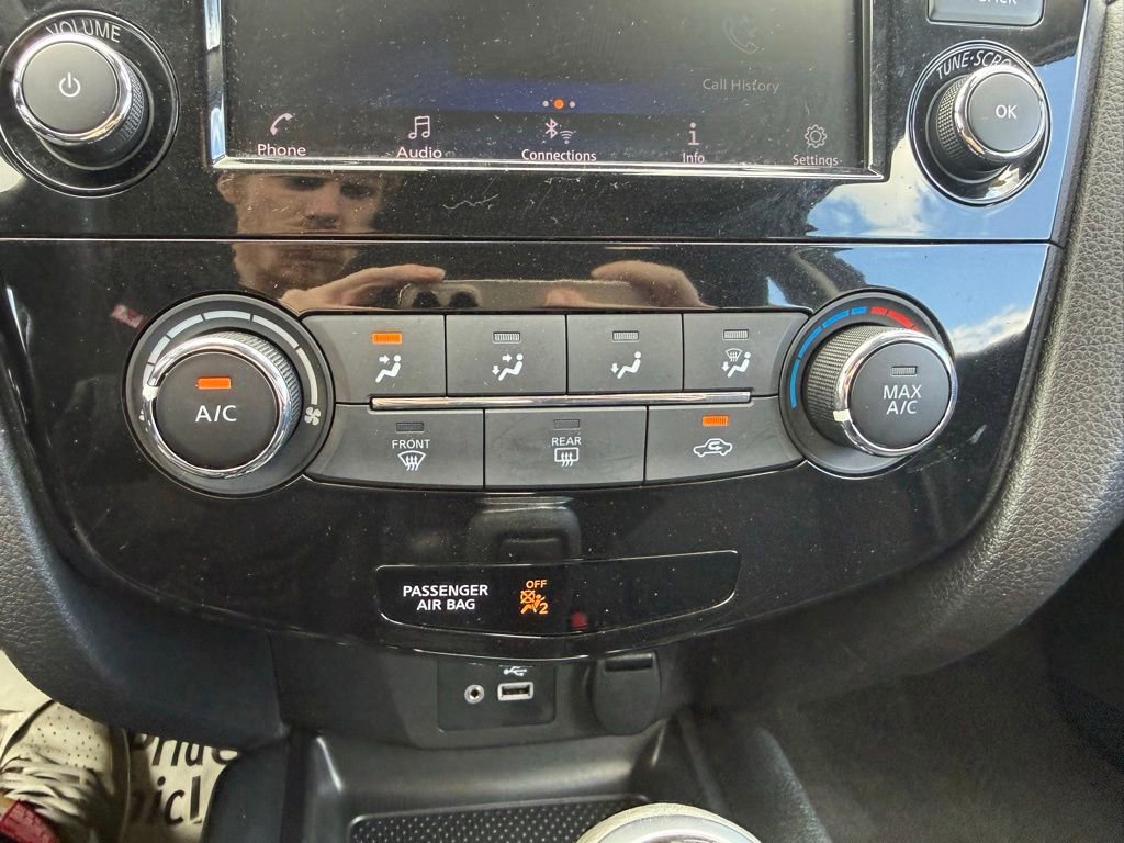Used 2020 Nissan Rogue Sport S AWD/4WD image 22