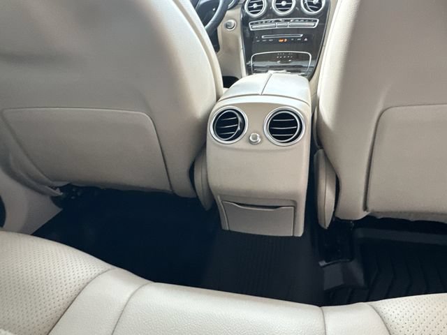 Used 2019 Mercedes-Benz GLC 300 image 21