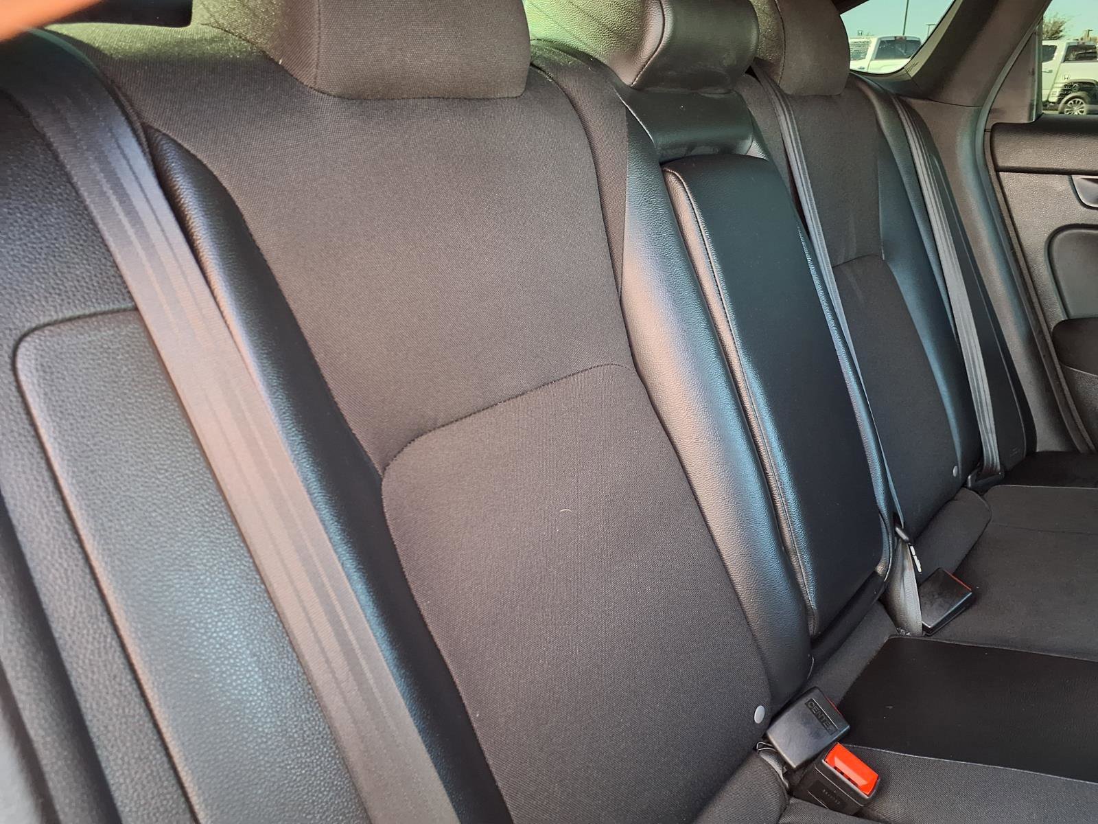 Used 2025 Honda Civic Sport image 15