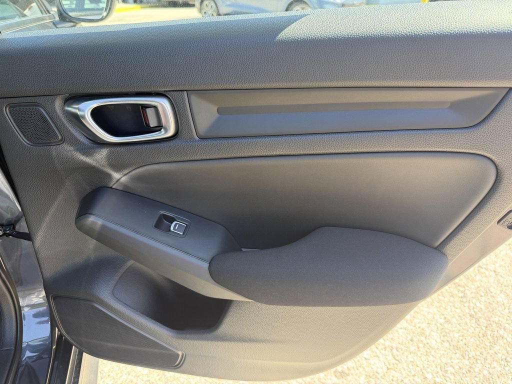 Used 2025 Honda Civic Sport image 15