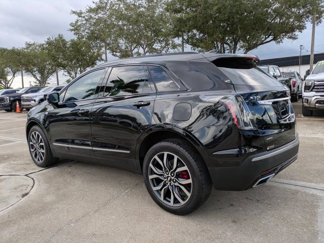 Used 2022 Cadillac XT5 Sportv w/ Platinum Package image 2