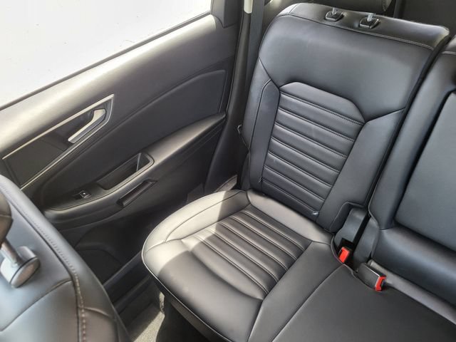 Certified 2024 Ford Edge SEL w/ Convenience Package AWD/4WD image 16