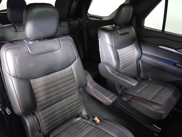 Certified 2025 Ford Explorer ST-Line w/ Premium Package image 10