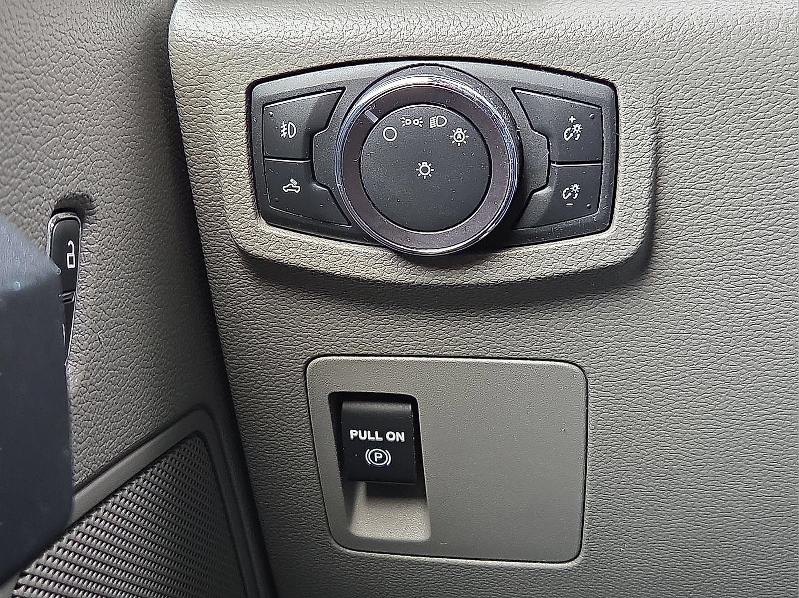 Certified 2020 Ford F150 XL w/ Equipment Group 101A Mid RWD image 19
