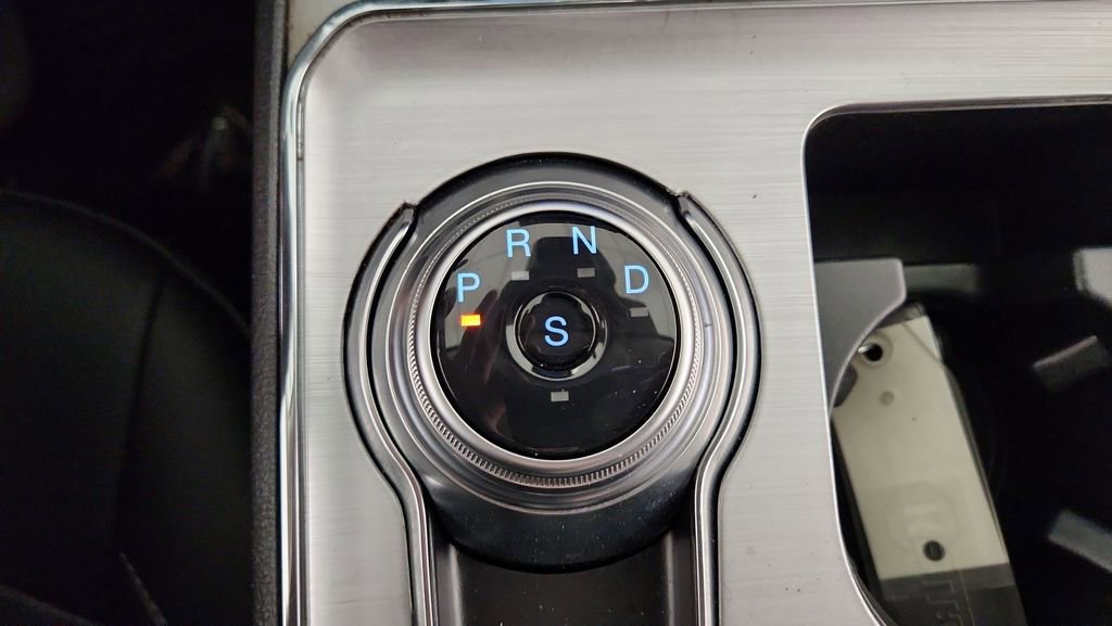 Certified 2022 Ford Edge SEL image 28