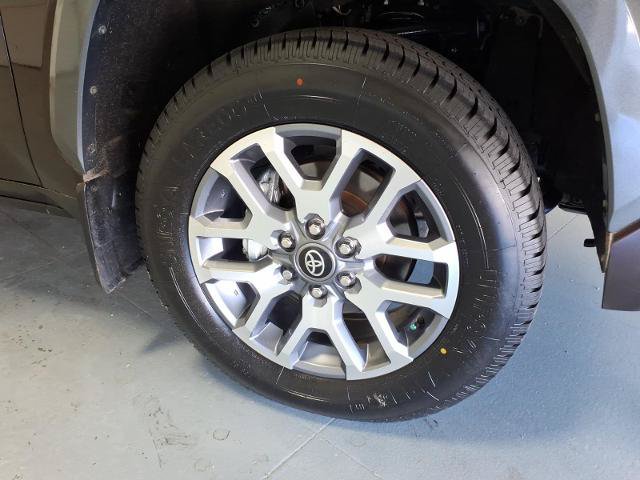 Used 2025 Toyota Tundra 1794 Edition AWD/4WD image 9
