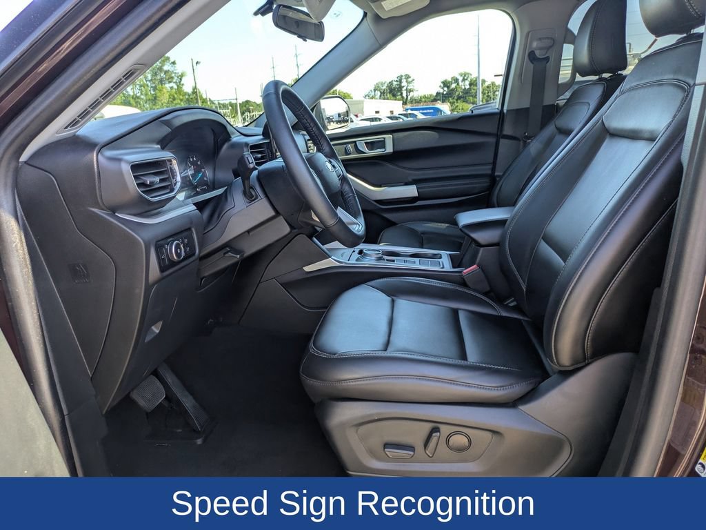 Certified 2023 Ford Explorer XLT w/ Equipment Group 202A RWD image 15