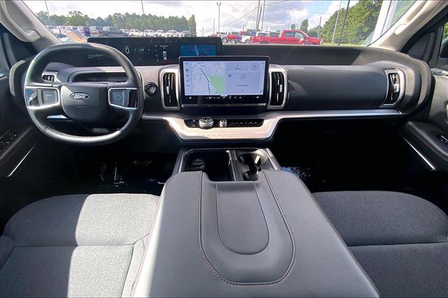 Certified 2025 Ford Expedition Active RWD image 21