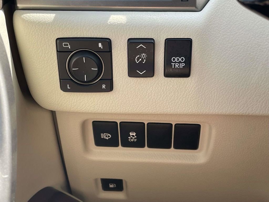 Used 2019 Lexus GX 460 Premium w/ Premium Package AWD/4WD image 27