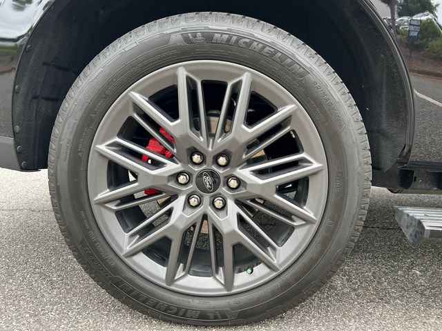 Certified 2025 Ford Expedition Platinum w/ Stealth Performance Package AWD/4WD image 23