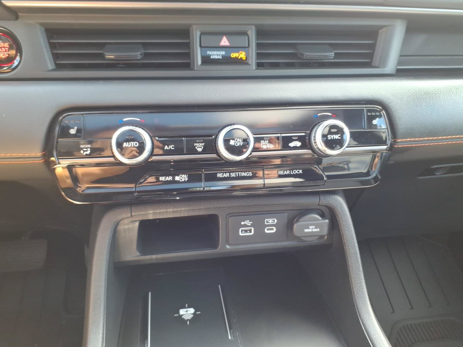 Used 2024 Honda Pilot TrailSport image 30