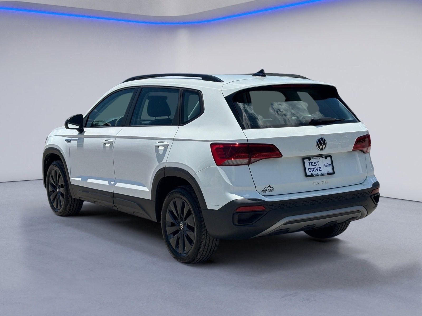 Used 2023 Volkswagen Taos S FWD image 3