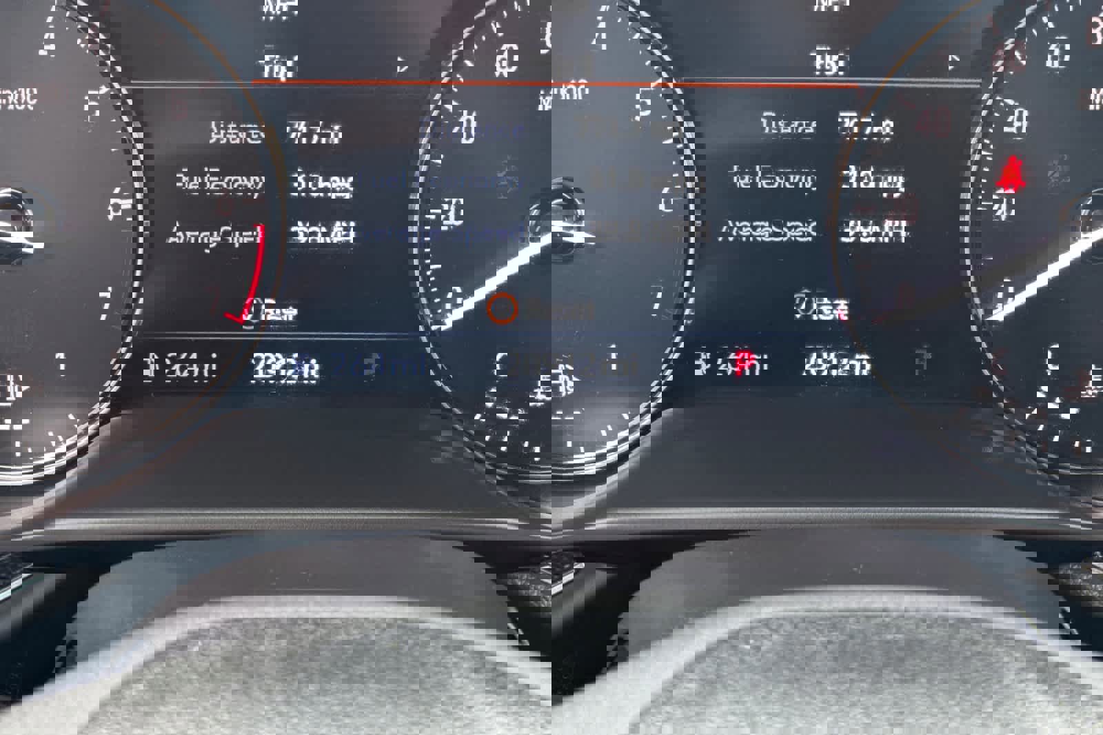 Used 2023 Buick Envision Essence image 25