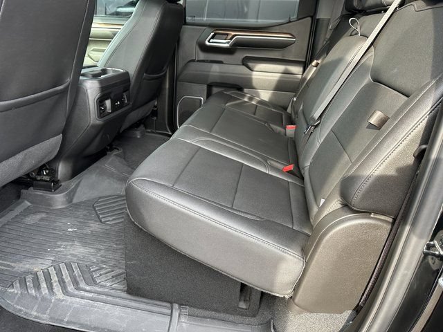 Used 2024 Chevrolet Silverado 1500 RST AWD/4WD image 8