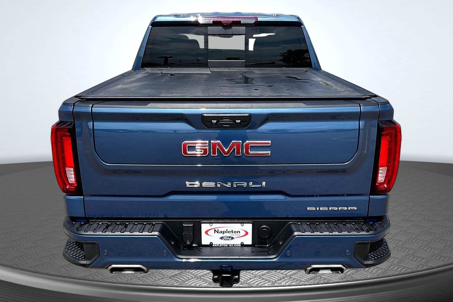 Used 2025 GMC Sierra 1500 Denali w/ Technology Package AWD/4WD image 6