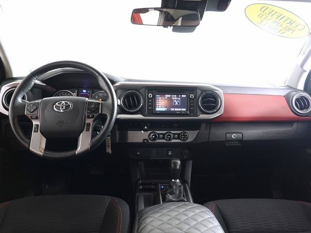 Used 2018 Toyota Tacoma SR5 RWD image 2