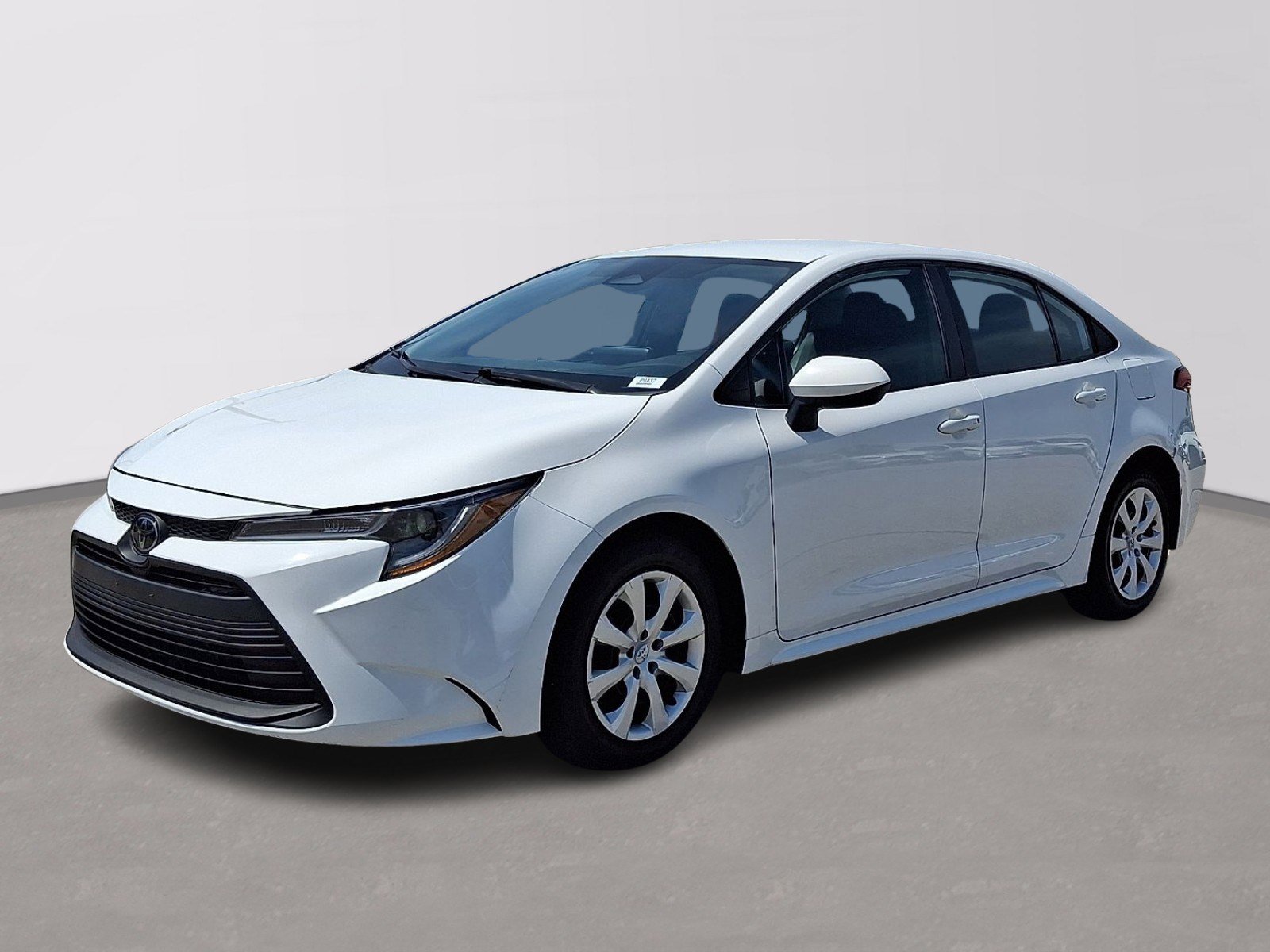 Used 2024 Toyota Corolla LE FWD image 3