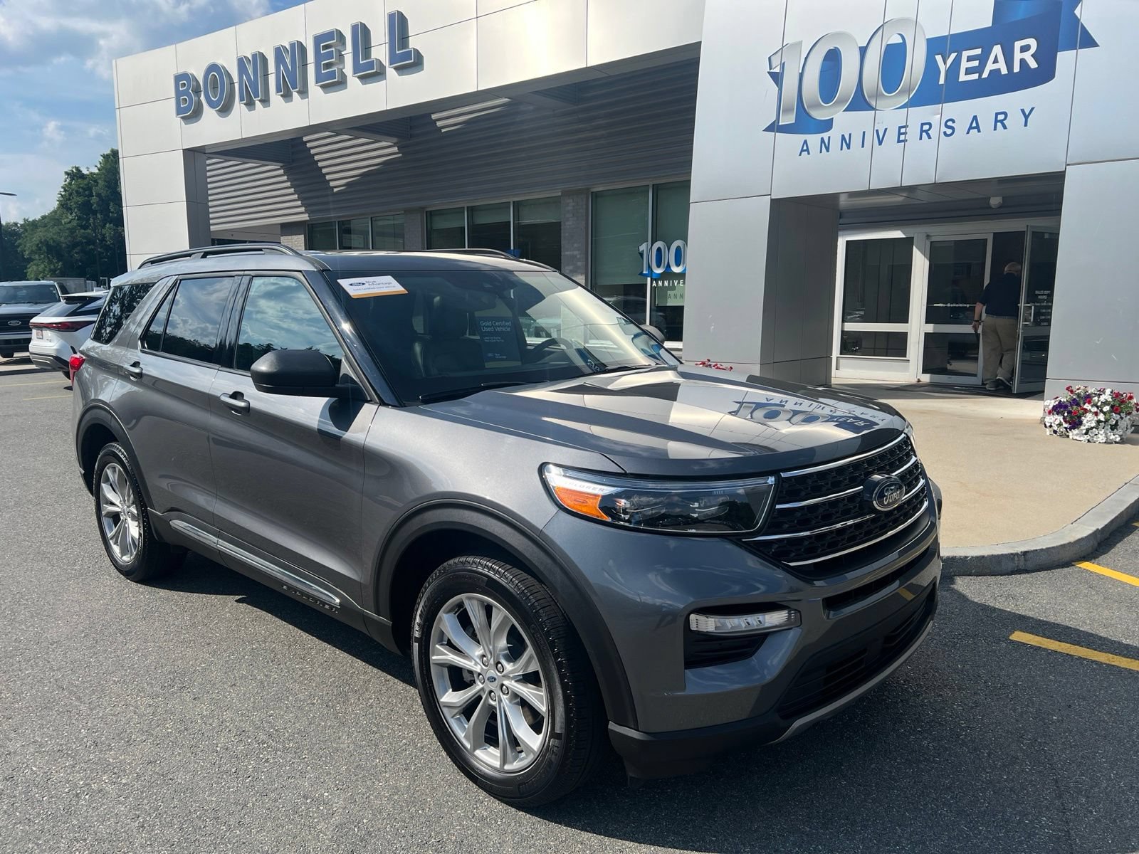 Certified 2024 Ford Explorer XLT w/ Equipment Group 202A AWD/4WD video 1