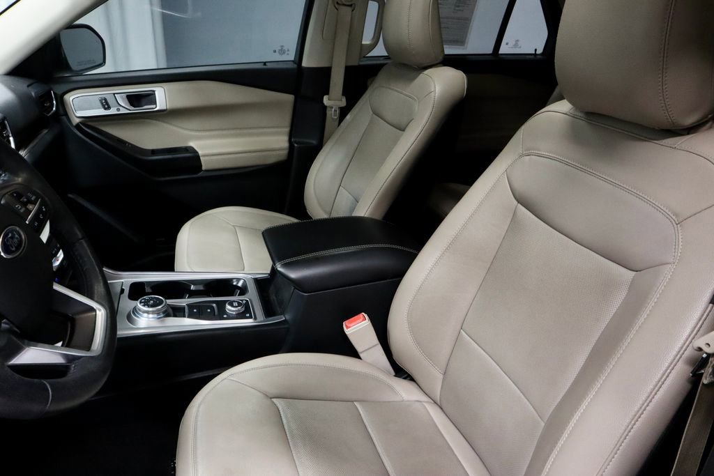 Certified 2020 Ford Explorer Limited w/ Class III Trailer Tow Package AWD/4WD image 27