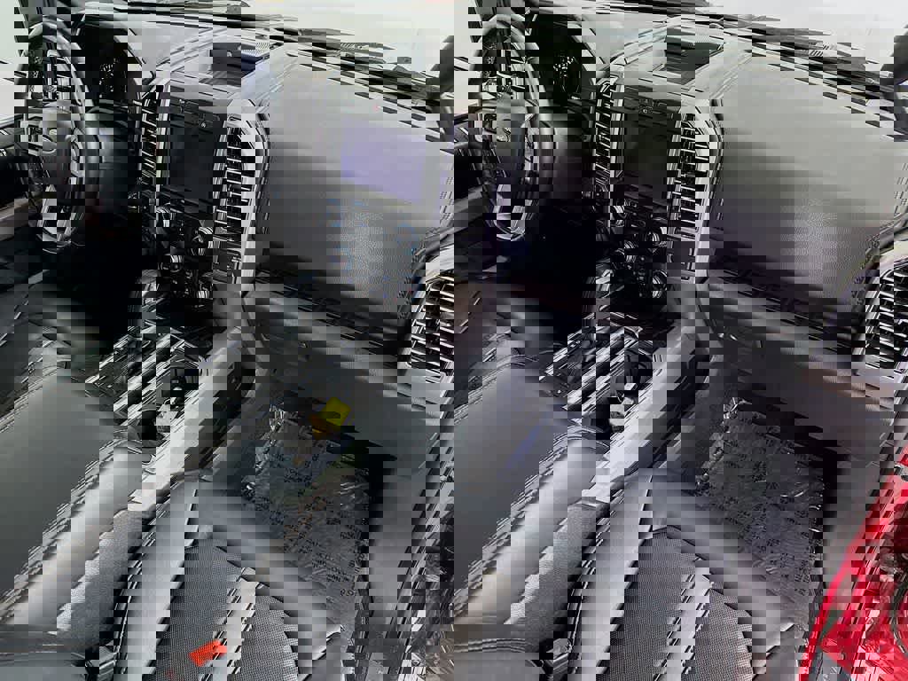 Certified 2019 Ford F150 Platinum w/ Equipment Group 701A Luxury image 34