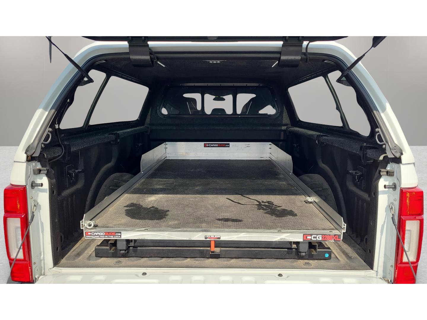 Certified 2020 Ford F350 Platinum w/ FX4 Off-Road Package AWD/4WD image 31