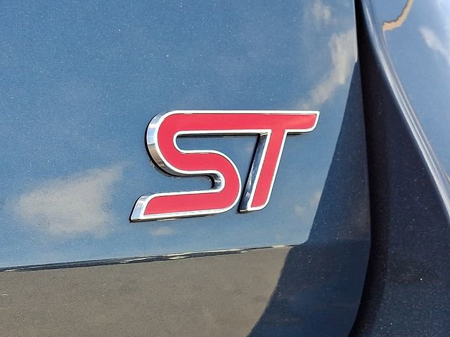 Certified 2024 Ford Explorer ST w/ Equipment Group 401A image 32