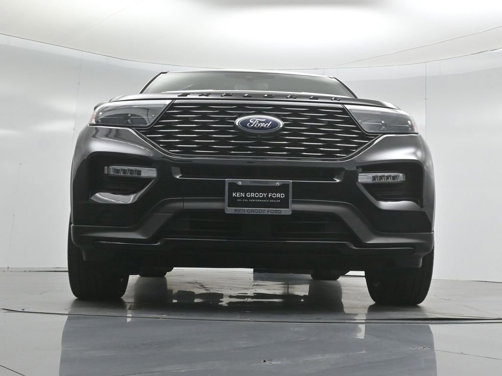 Certified 2022 Ford Explorer ST-Line w/ Class IV Trailer Tow Package image 48